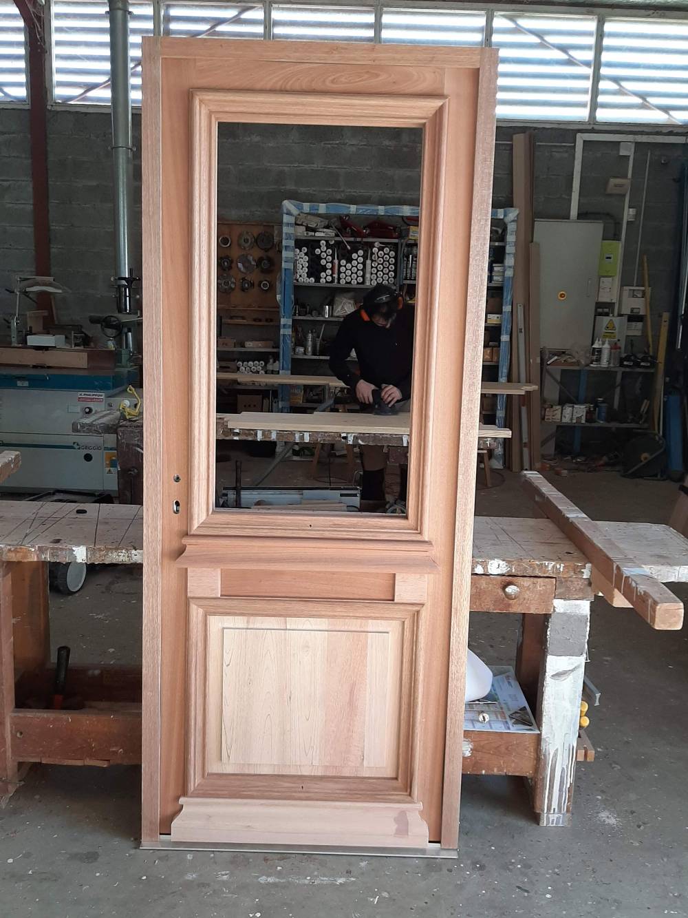 creation-d-une-porte-en-bois