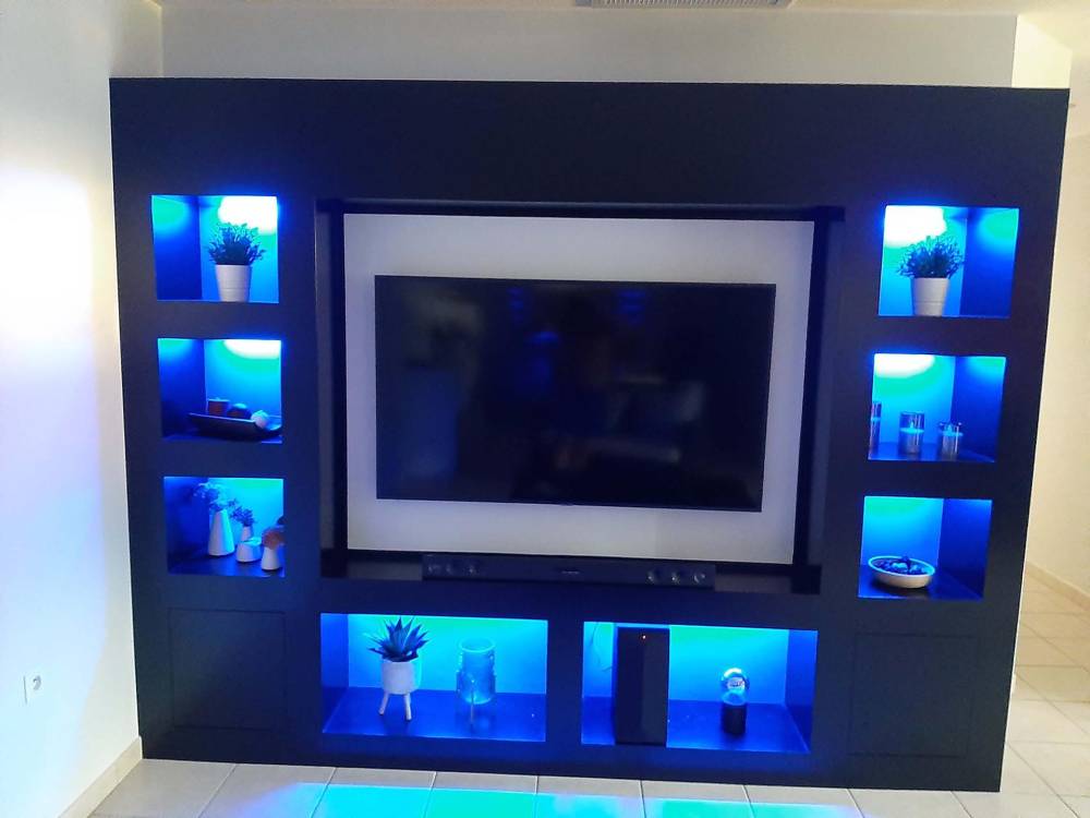 fabrication-et-pose-du-meuble-tv-en-bois